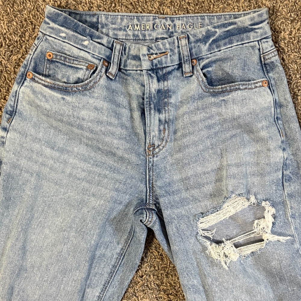 American Eagle Outfitters Light Blue Boyfriend Jeans